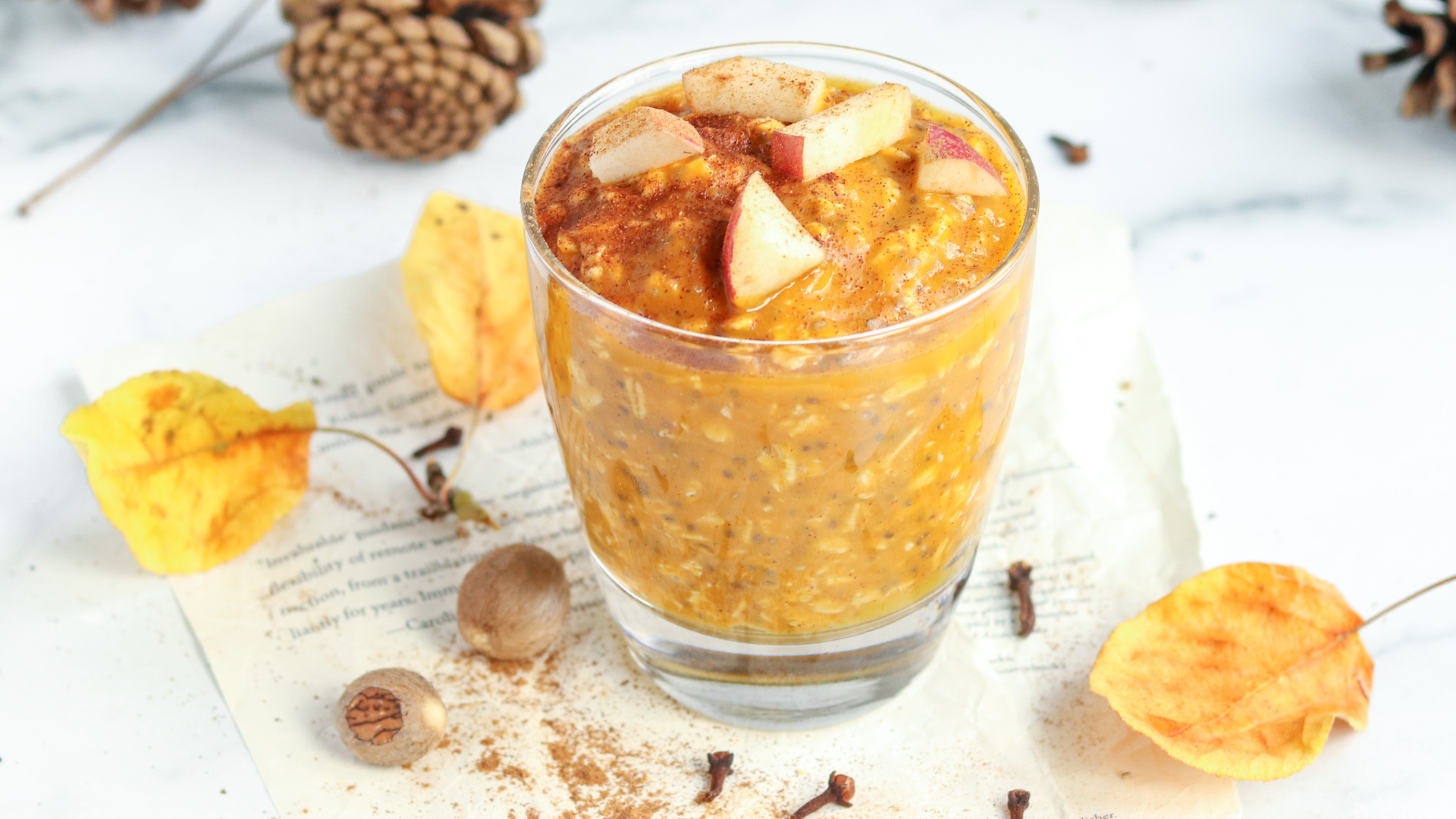 Gut-Healing Cinnamon Apple Overnight Oats: Starting the Day Right in the Fall